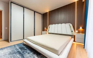 Apartament elegant cu terasă în Intre Lacuri, Iulius Mall. - Poză 11