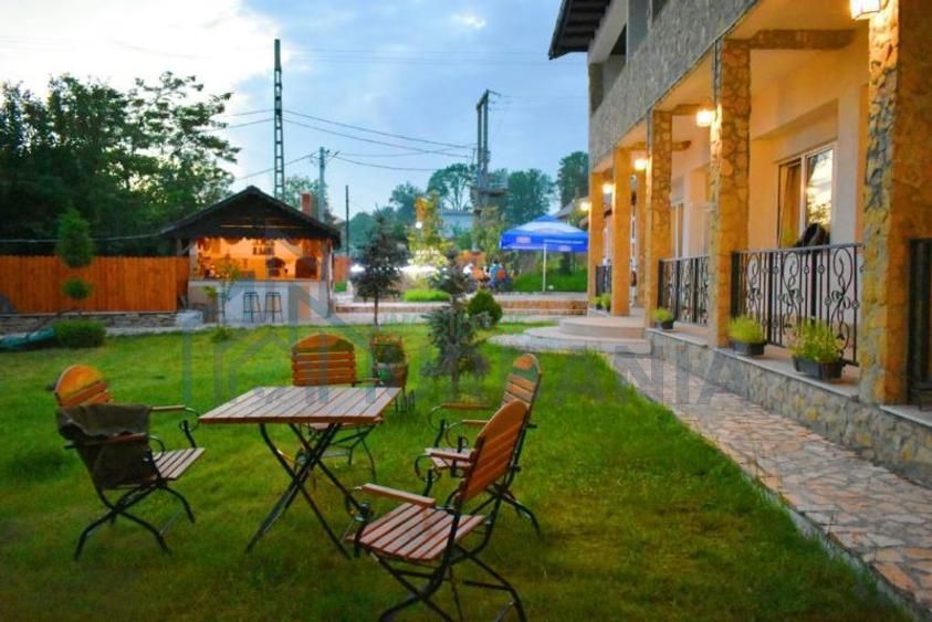 Închiriere clădire 850 mp utili, 15 camere cu baie proprie, Poiana (Schitu Duca) – ideală pentru cămin bătrâni, centru recuperare, pensiune - Poză 9