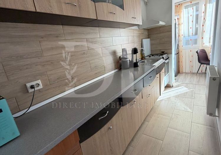 Apartament cu o camera / etaj intermediar / Zona Eroilor - Poză 4