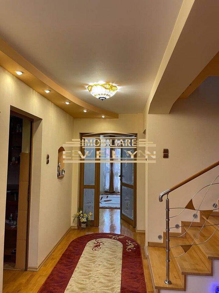 Vila de vanzare D+P+1 220 mp cu teren 300 mp, pret 285000 euro negociabil ! - Poză 5