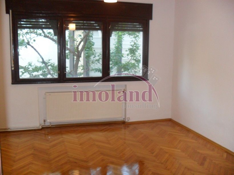 VILA DE INCHIRIAT DOROBANTI CAPITALE - Poză 7