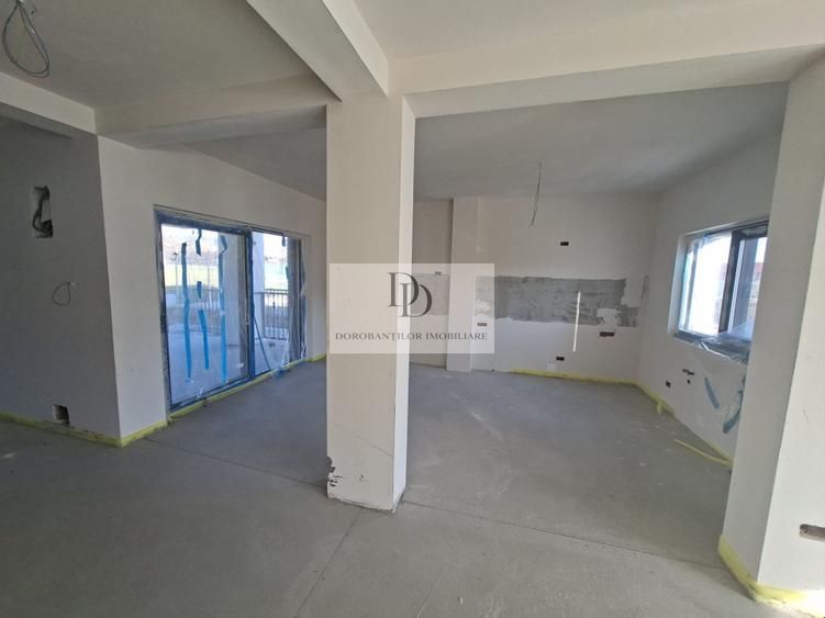 Vânzare Casă Unifamilială Cuplată | Acces privat | Tehnologii premium - Poză 4