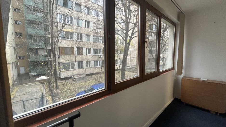 3 Camere Vatra Luminoasa - Poză 13