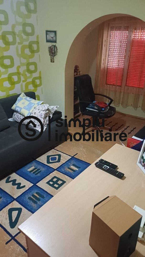 3 decomandate, etaj 2/4, centrala termica, Rovine - 157 000 Euro - Poză 3