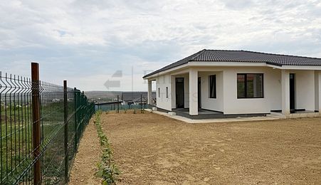 Casa de vanzare in Paleu, Bihor | Finisata la cheie