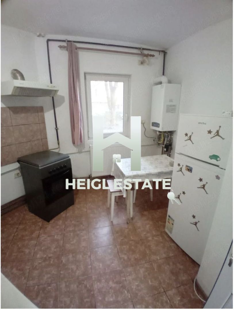 Apartament cu centrala proprie cu 2 camere in zona Soarelui - Poză 3