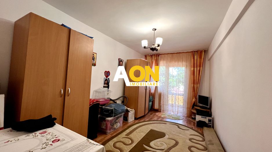Apartament cu 3 camere Alba Iulia - Poză 4
