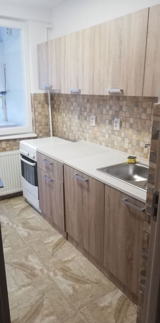 De inchiriat apartament 2 camere nemobilat, Micro 16, 1400 lei - Poză 5