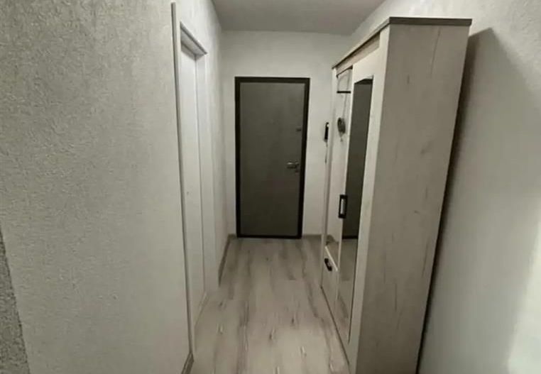 Apartament 2 camere etaj 1 Aradului modificat in 3 camere - Poză 3