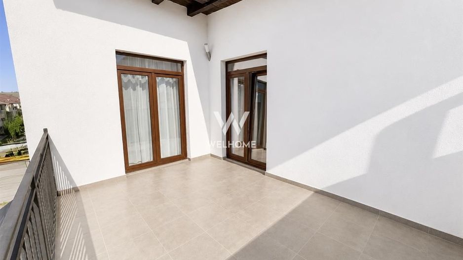 Penthouse modern cu 2 terase spectaculoase și parcare inclusă - Poză 12