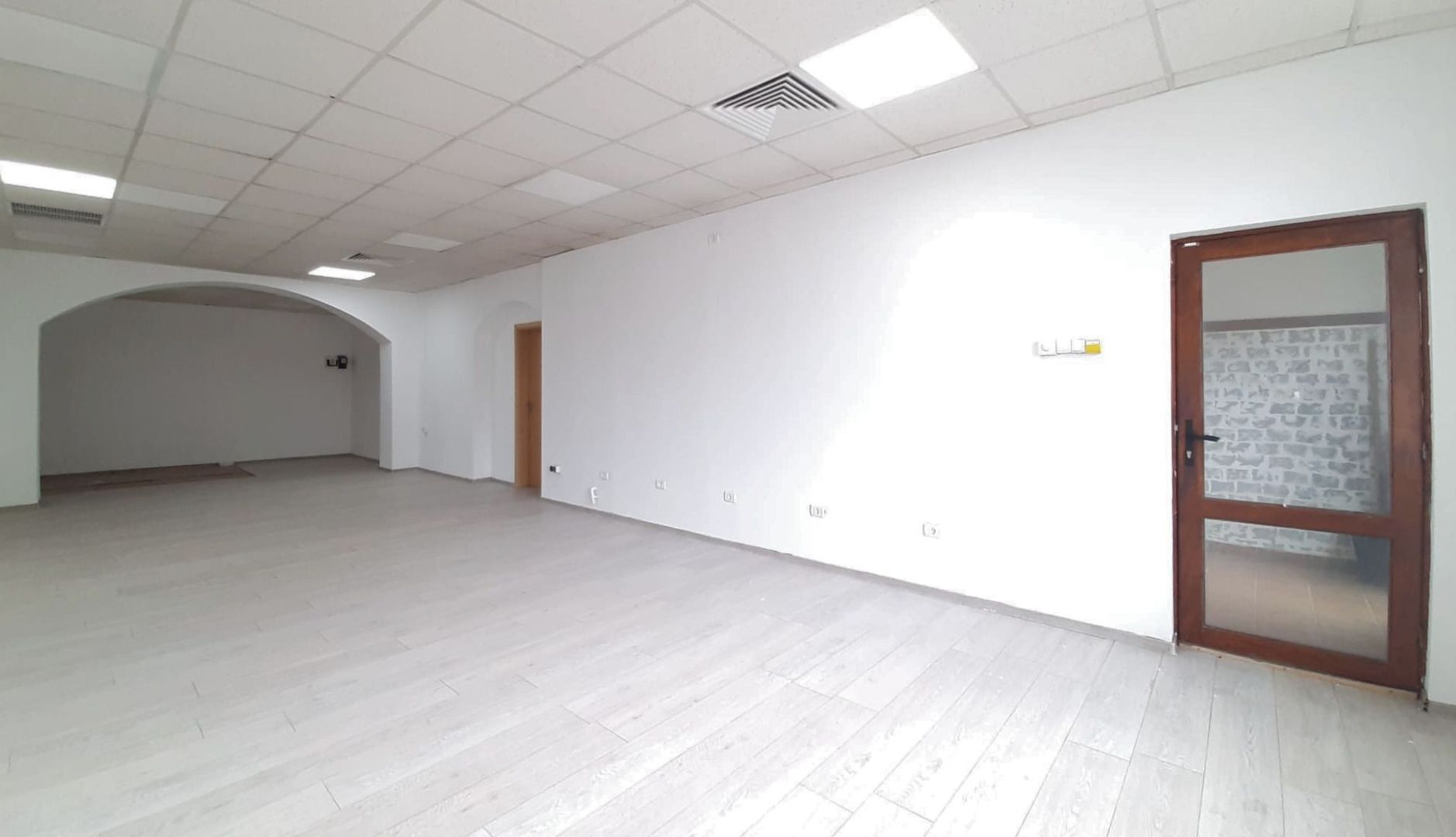 Spațiu comercial de închiriat 62 mp zona Bartolomeu Str Lungă - Poză 1