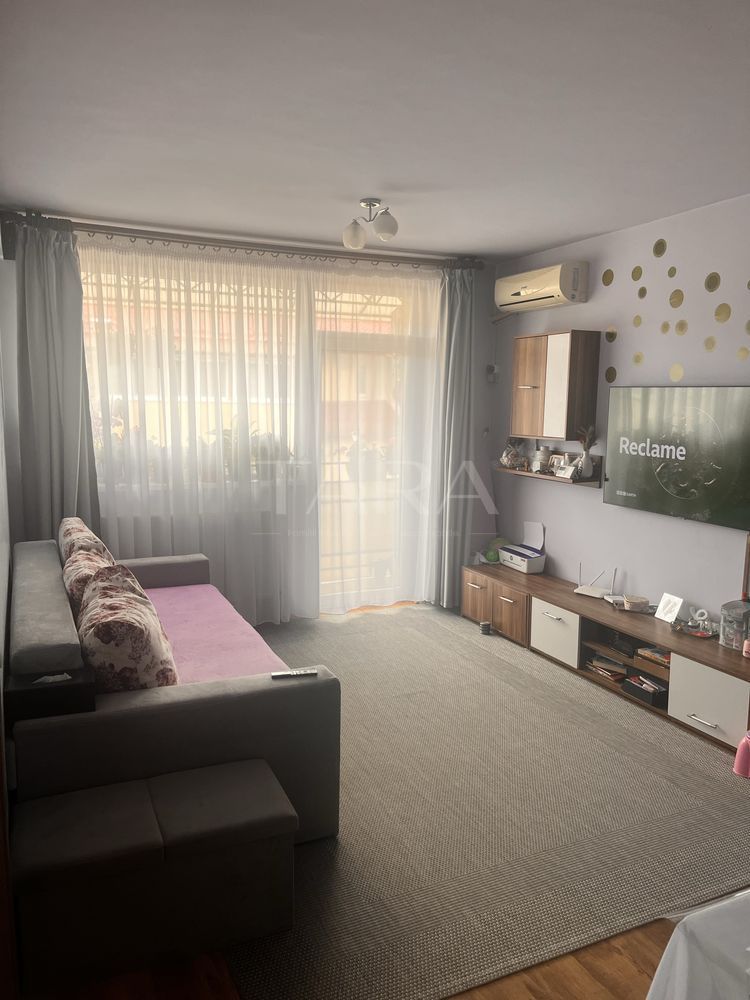 Apartament cu 3 camere, 2 băi și parcare privată, Apahida. - Poză 1