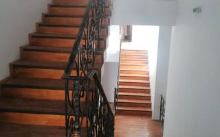 CENTRU (COD10( - Cladire comerciala de vanzare sau inchiriere - Poză 2