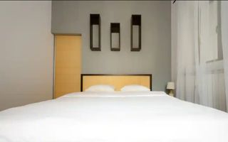 Ag BRASADAS închiriază ap 2 cam etaj 1/2 zona ULTRACENTRALA. - Poză 3