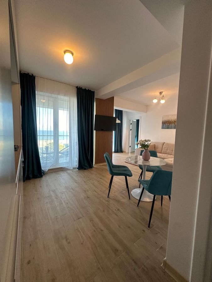 Apartament 2 camere de vanzare Mamaia Nord - Piscina infinity - Poză 2
