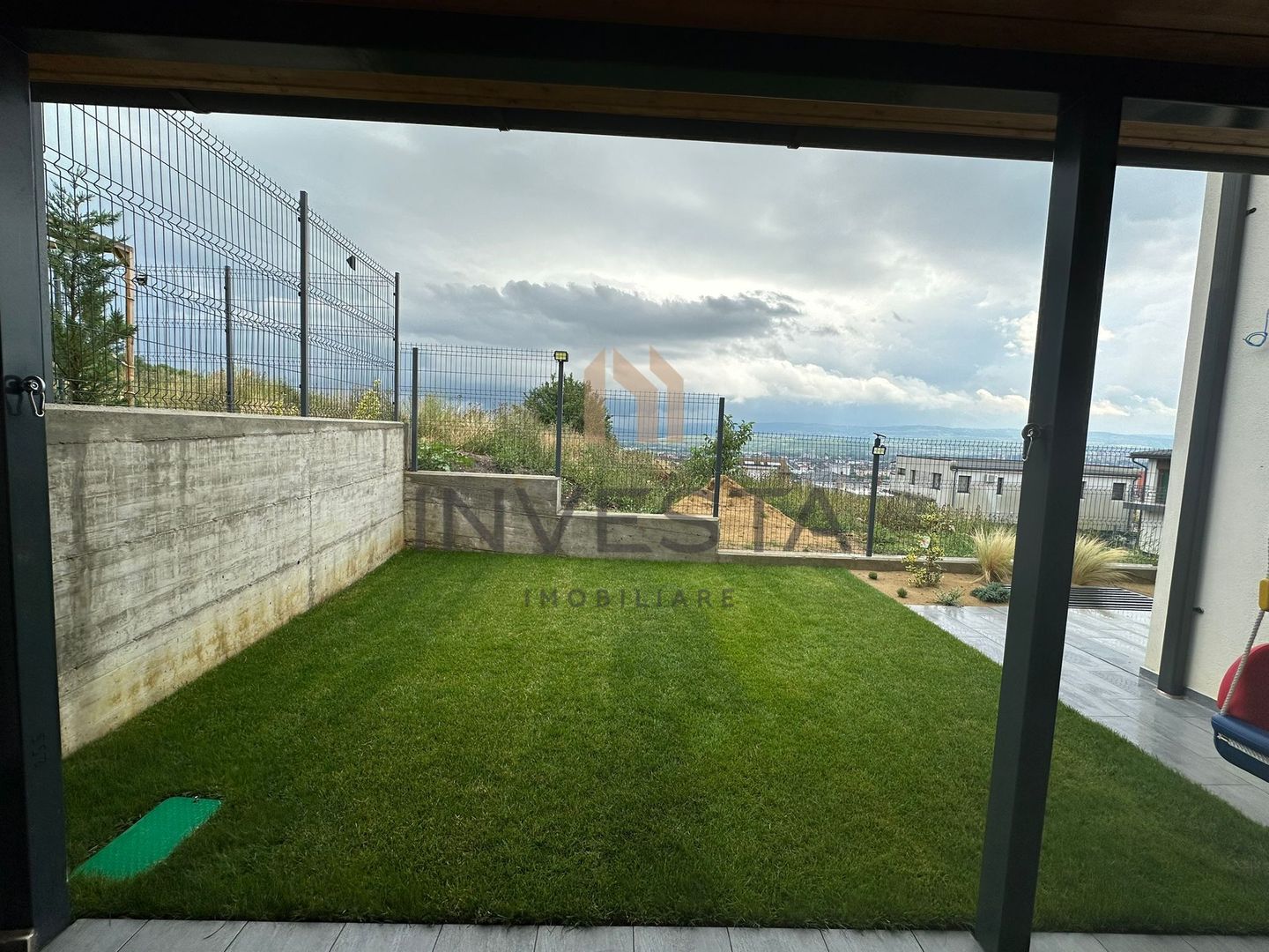 Duplex ultrafinisat panorama de vis cartier Voronet - Poză 24