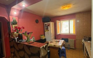 2 camere decomandat 3 minute METROU  Aparatorii Patriei - Poză 4