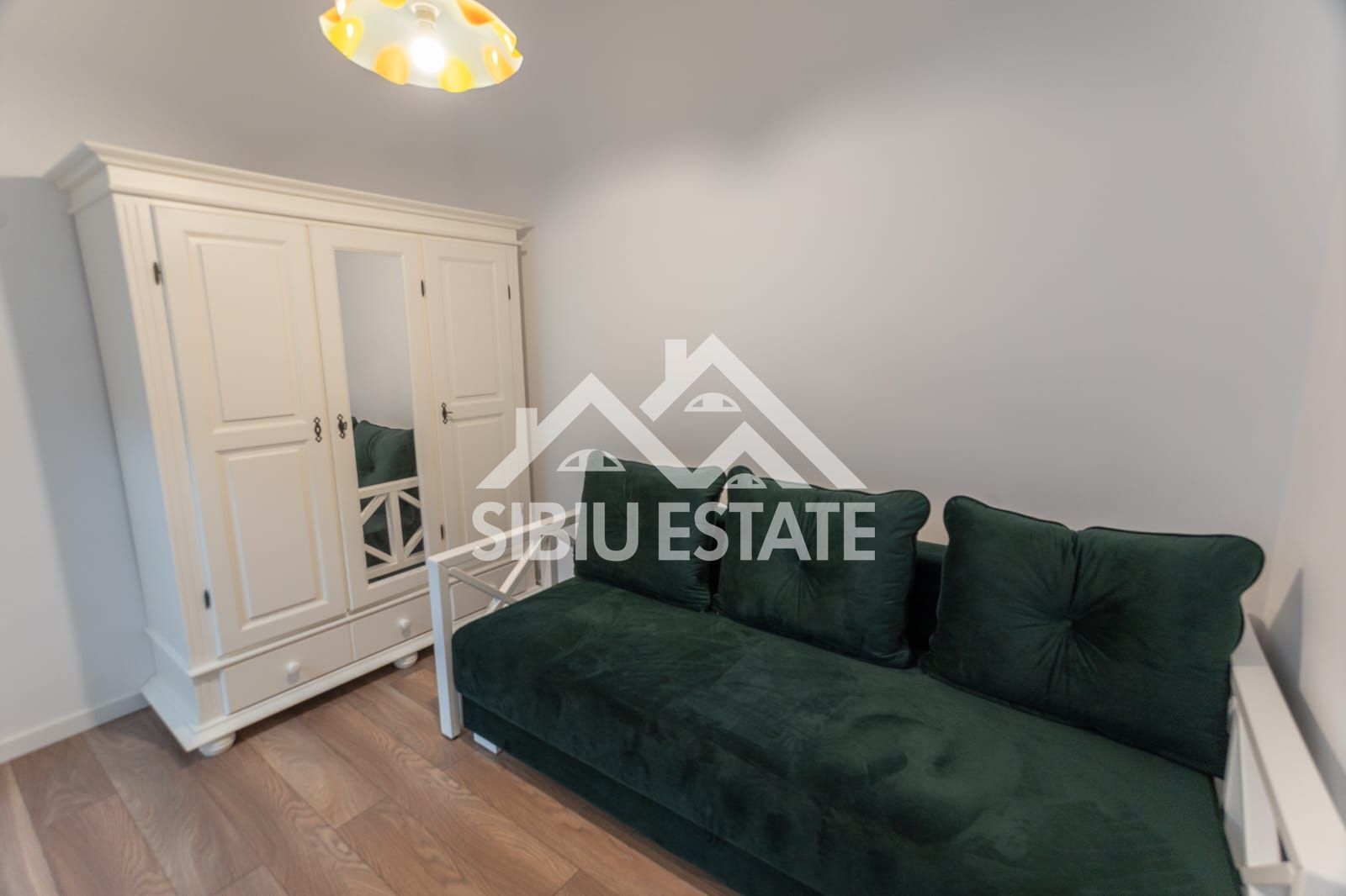 Apartament de inchiriat 3 camere cu grădină-Zona Calea Cisnadiei - Poză 4