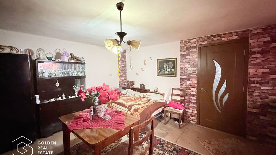 Casa cu 4 camere in Gradiste, comision 0% - Poză 4