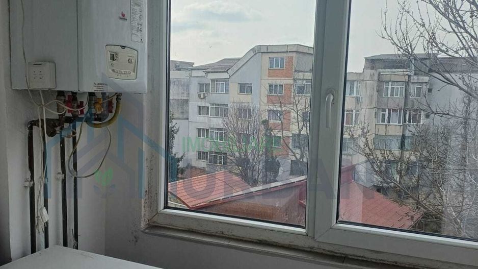 Inchiriez apartament - Poză 8