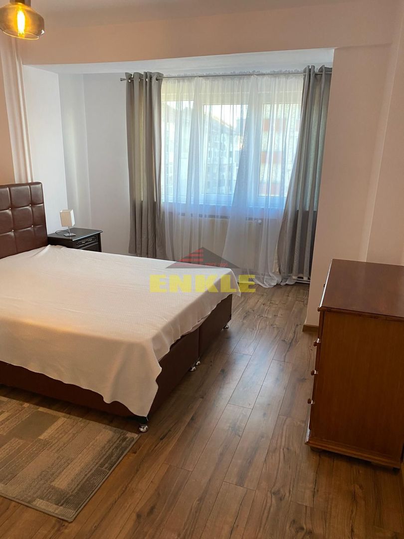 De inchiriat  apartament cu 2 camere decomandat, Ultracentral. - Poză 4
