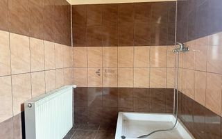 Casa cu 6 camere de vanzare in Rogerius/Stadion - Poză 17