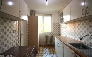 Piata Resita, decomandat, etaj 4/4, liber! - Poză 10