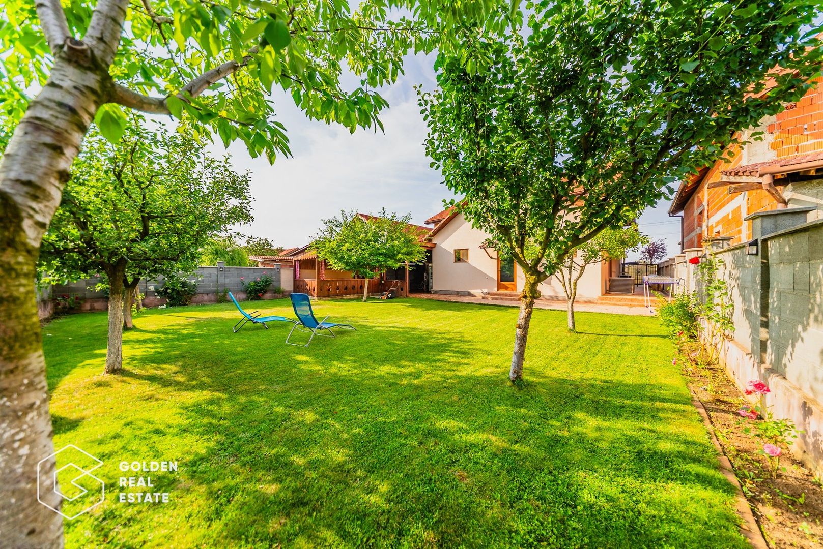 Casa la cheie, eficienta energetic, 4 dormitoare, Sagu - Poză 18