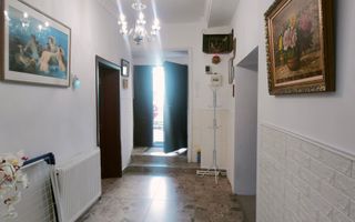 APARTAMENT ULTRACENTRAL , PIATA UNIRII, CUZA VODA 70 MP PLUS CURTE - Poză 46