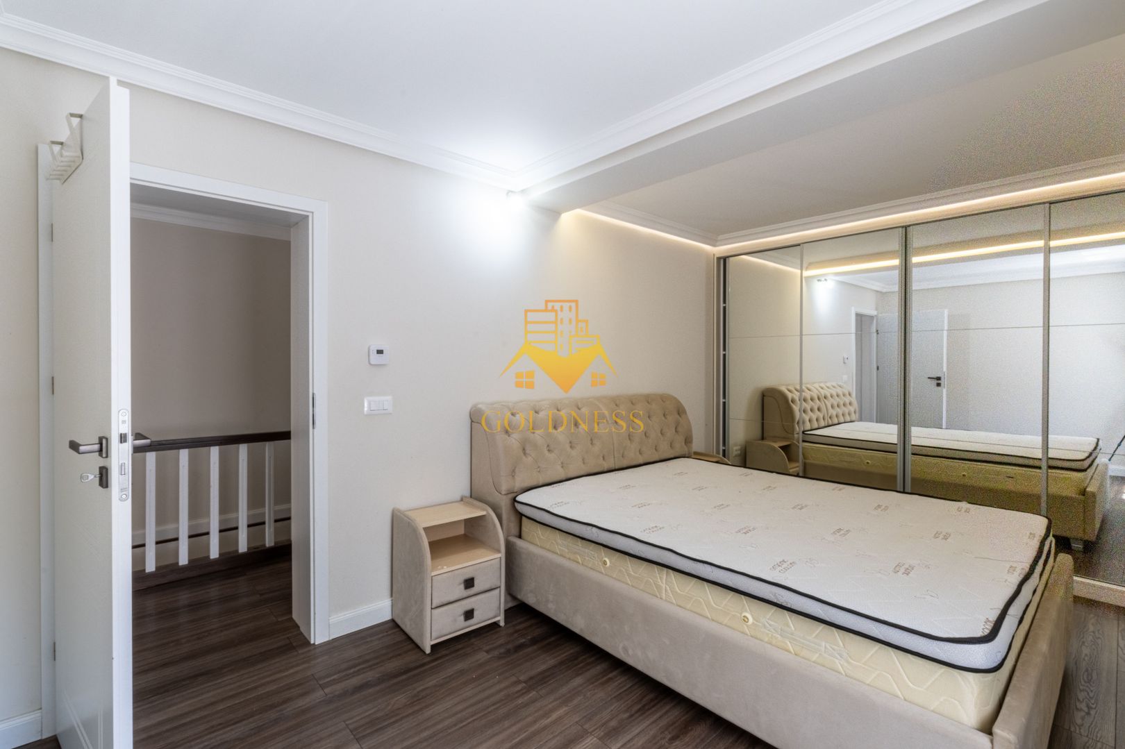 Casa tip duplex view superb panoramic, parcare Floresti Zona Razoare - Poză 14