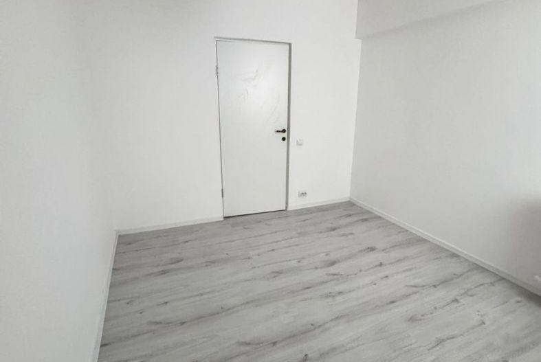 Vanzarea apartament 3 camere Titan-P-ta Minis, posibilitate spatiu comercial - Poză 2