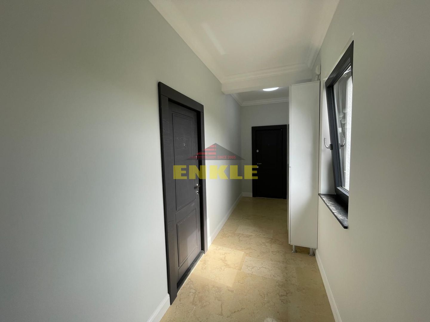 De închiriat: 2 spații comerciale moderne, 80 mp fiecare. - Poză 3