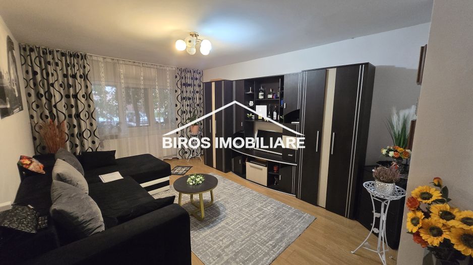 2 camere - Brazda + boxă 15 mp, acces direct din locuință - Poză 1