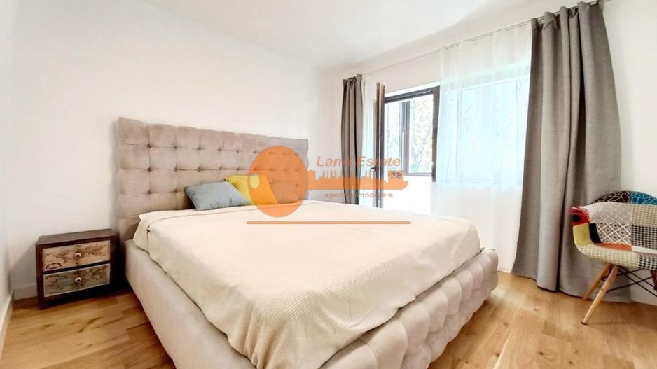 Apartament cu 4 camere in zona Aviatiei - Poză 9