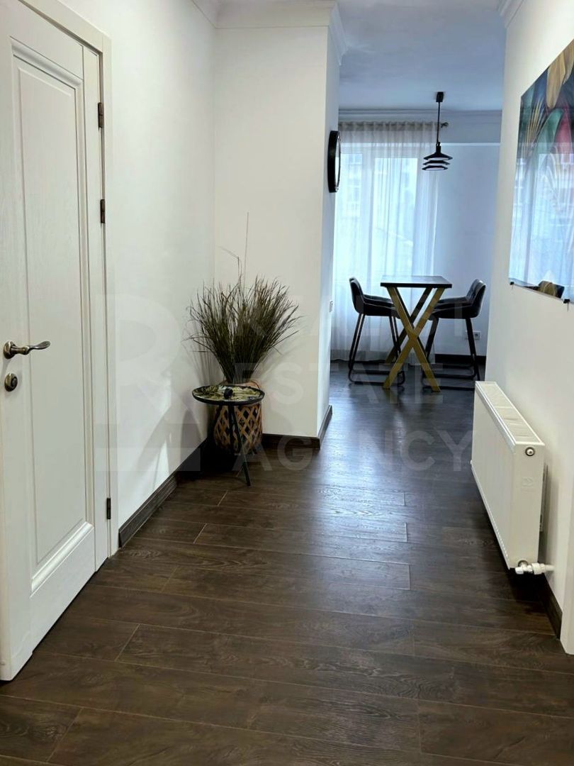 Chirie, apartament, 2 camere, strada Vasile Alecsandri, Centru - Poză 2