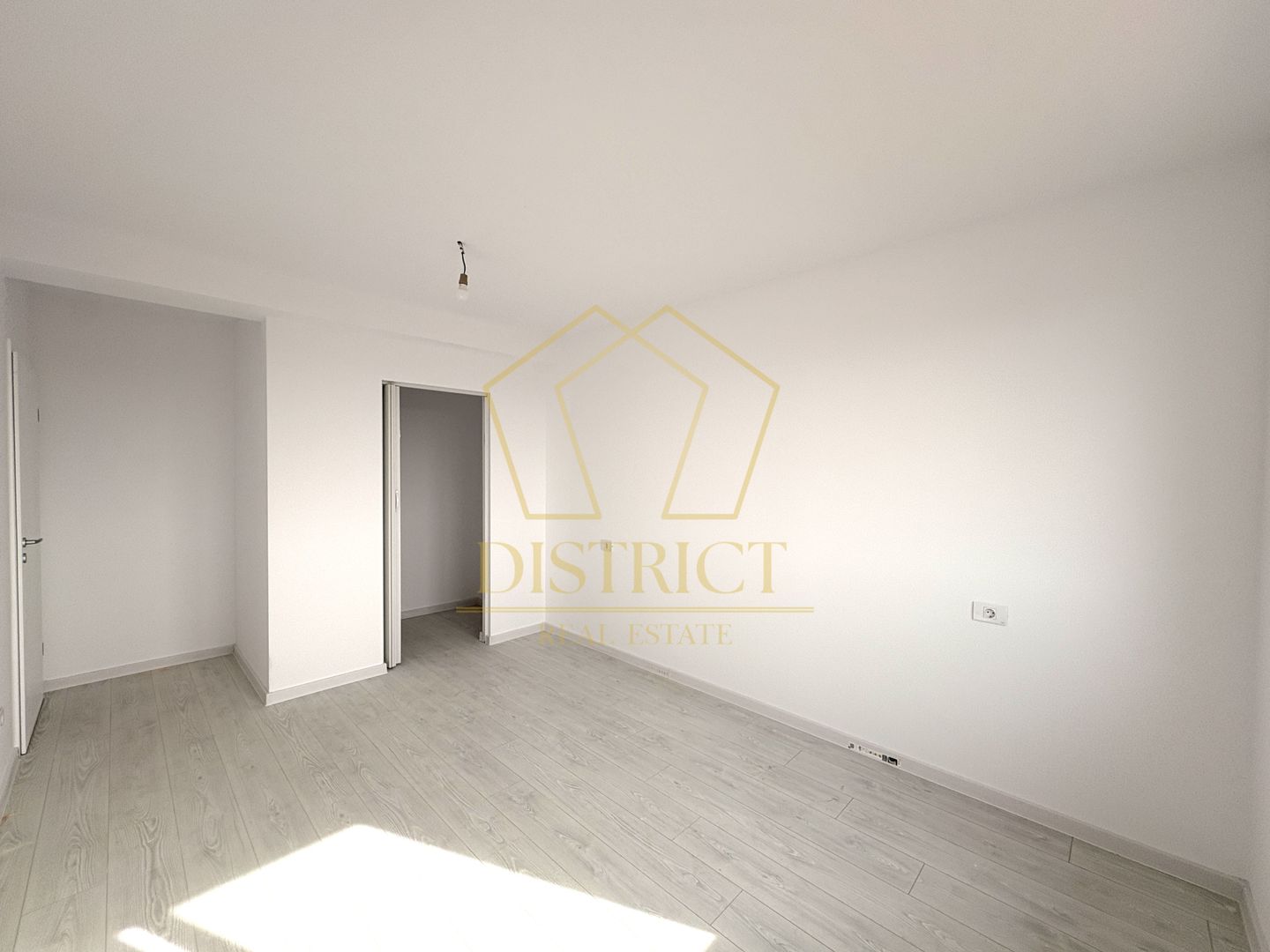 Apartament superb cu 2 camere I Giroc - Poză 1
