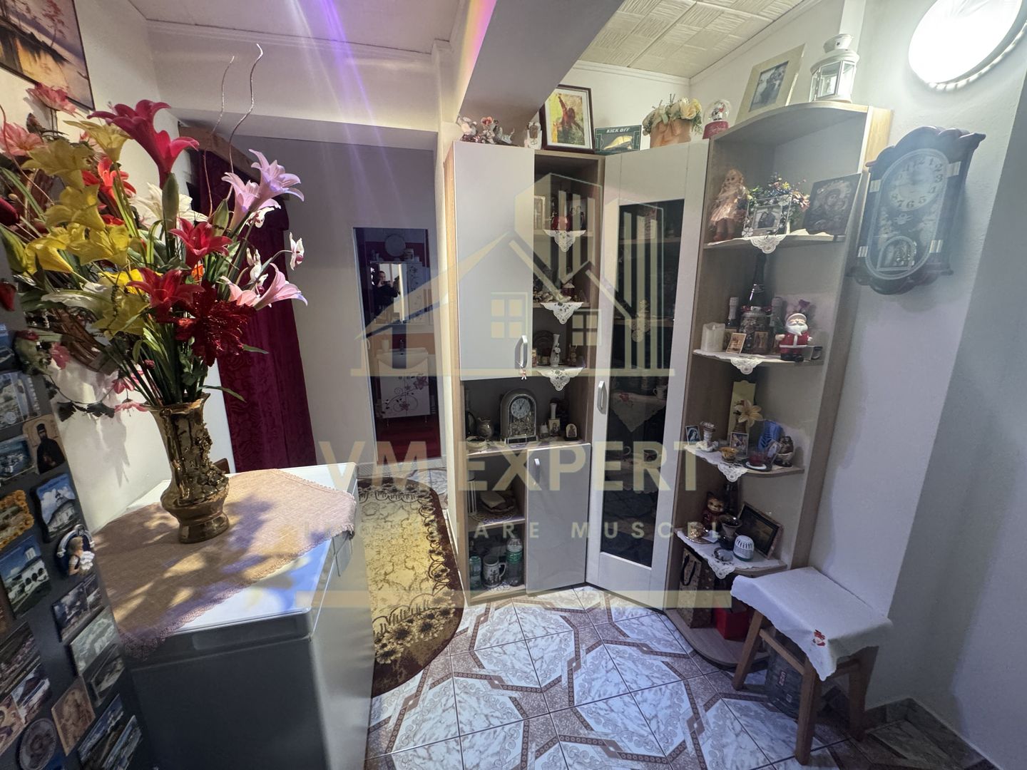 APARTAMENT 2 CAMERE ETAJ 4 VISOI CAMPULUNG - Poză 8