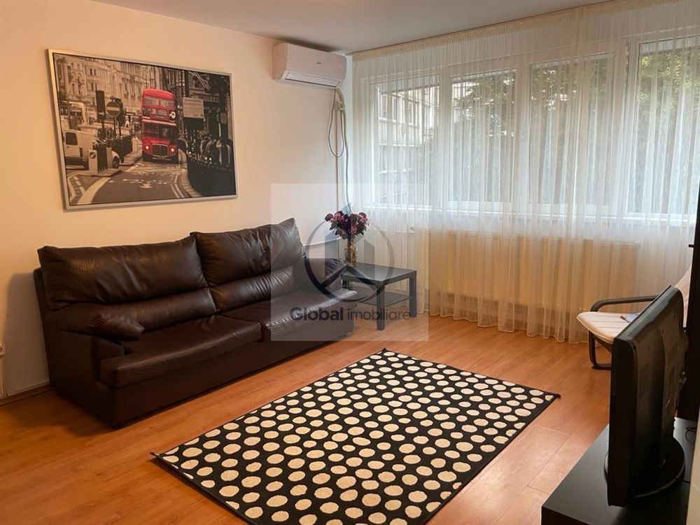 Inchiriez apartament 2 camere Cismigiu, Sala Palatului, ultracentral - Poză 1