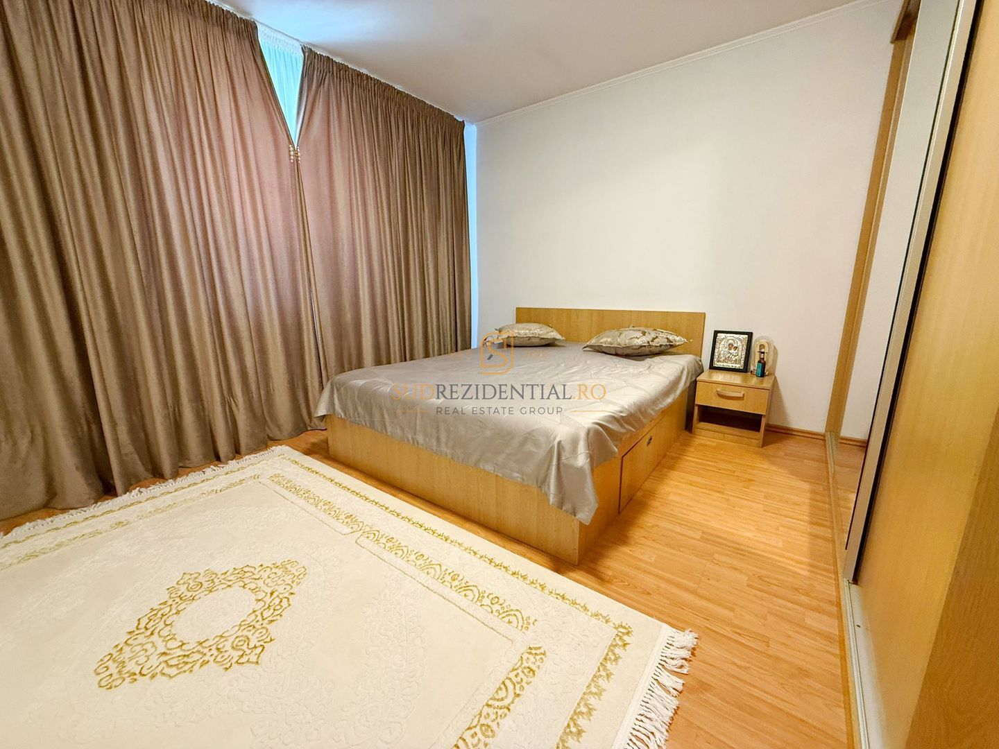 Vila mobilata si utilata, 6 camere, 3 bai, Teren 462 mp - Poză 30