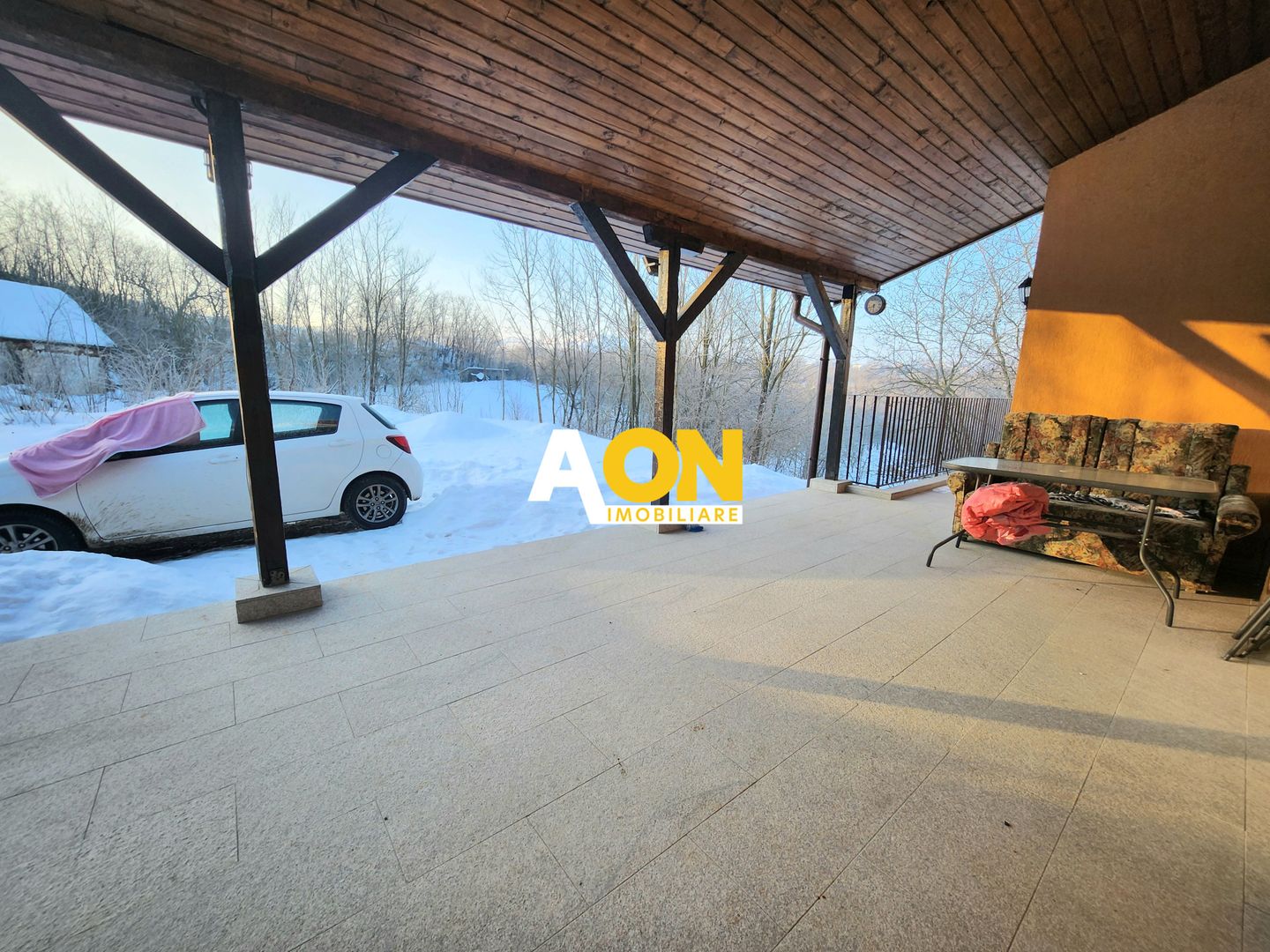 De vanzare casa 6 camere 8142 mp teren in Oarda de Sus - Poză 24