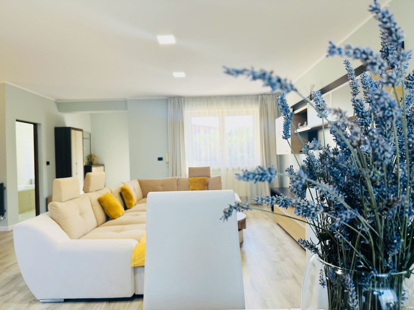 INCHIRIATA - Casa individuala cu 4 dormitoare, 184 mp | Garaj & Gradina | Fropin - Poză 14