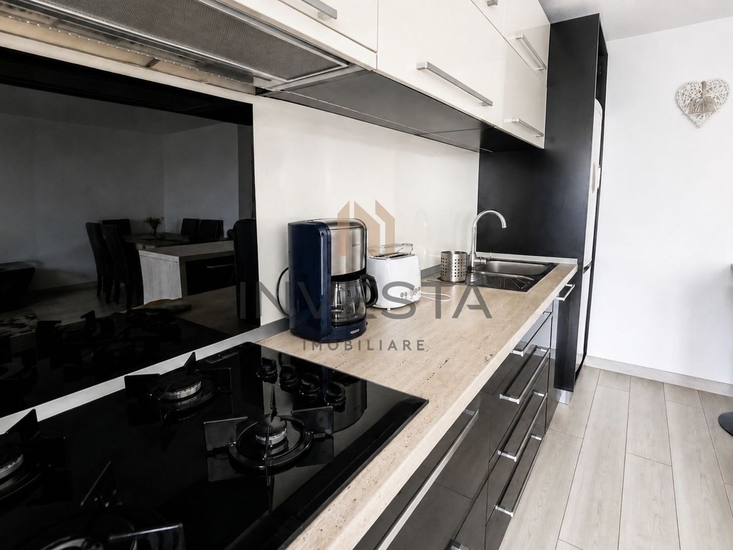 Apartament cu 3 camere de inchiriat in imobil tip vila, Eugen Ionesco - Poză 3