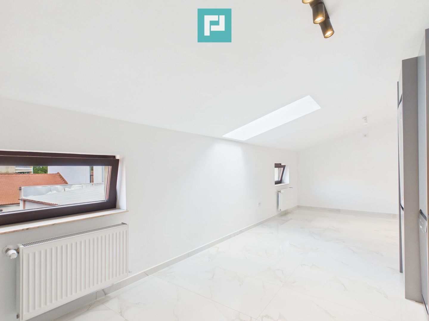 Loft ultracentral ultramodern, la prima închiriere - Poză 21