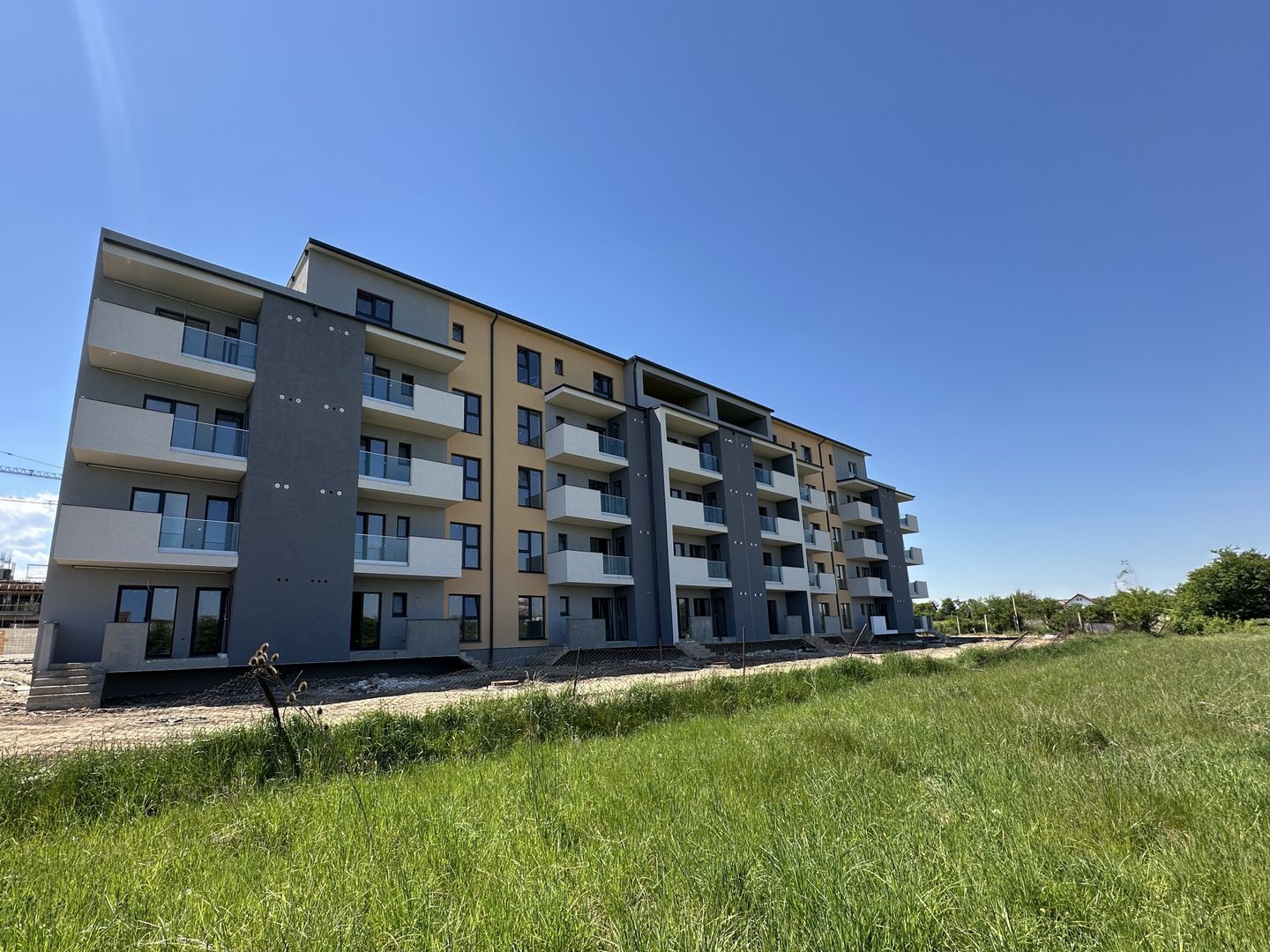 Penthouse pe malul lacului, cu terasă panoramică 90 mp - Poză 1