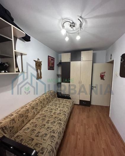Apartament 3 camere, 66 m², etaj 2/4, lângă Palas, zonă liniștită, gata de mutat - Poză 2