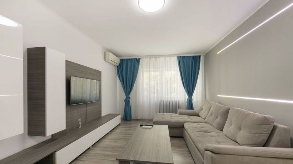 Apartament decomandat de inchiriat Herastrau Baneasa - Poză 4