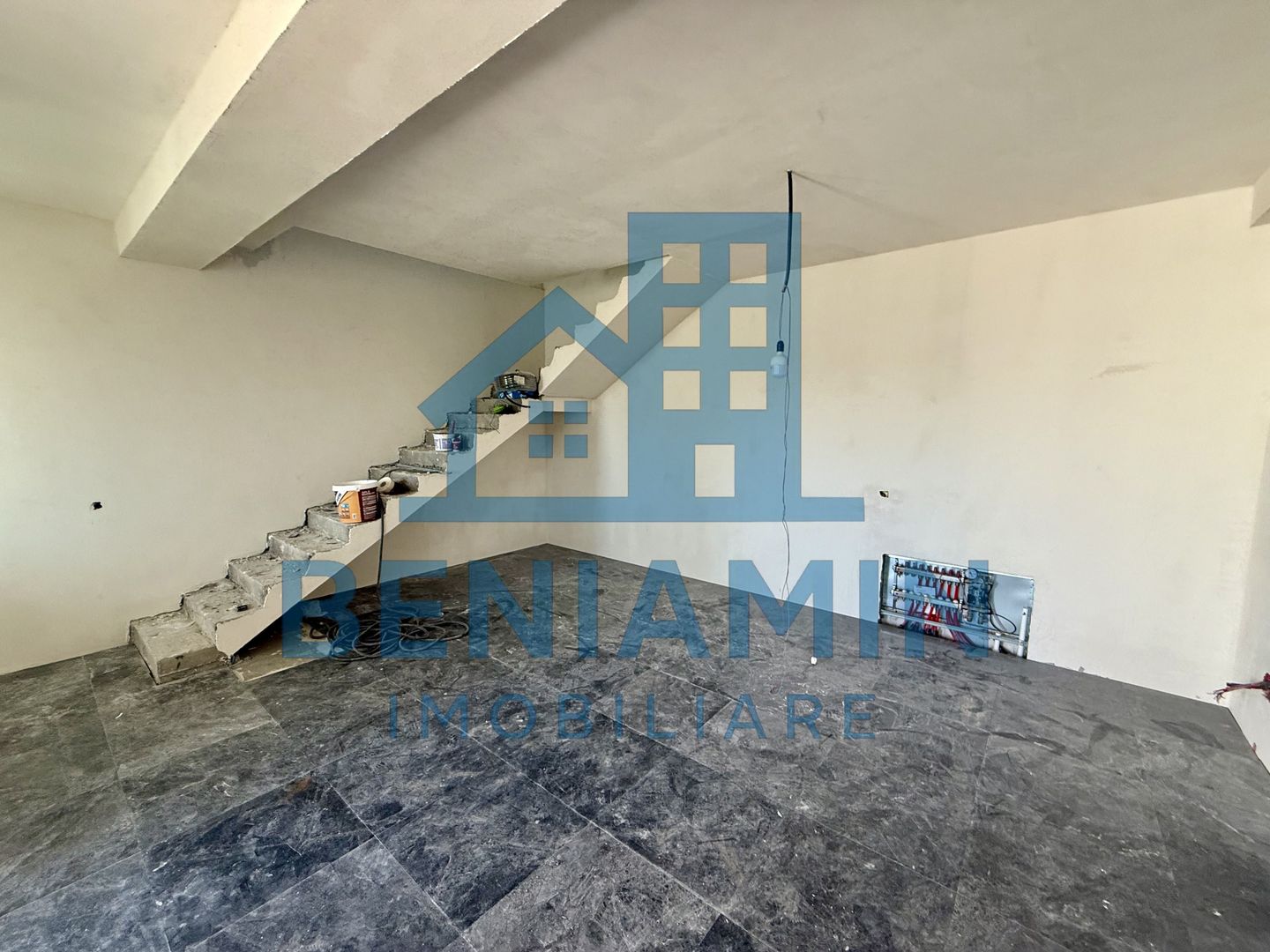 Vila Moderna-Hanul Doctorului-184mp-Finisaje Lux-La cheie-Teren 300mp - Poză 2