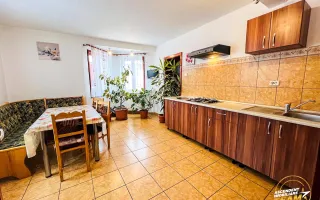 Pensiune in decor fermecator, loc de istorie si legenda, Moieciu de Jos, Bran - Poză 49
