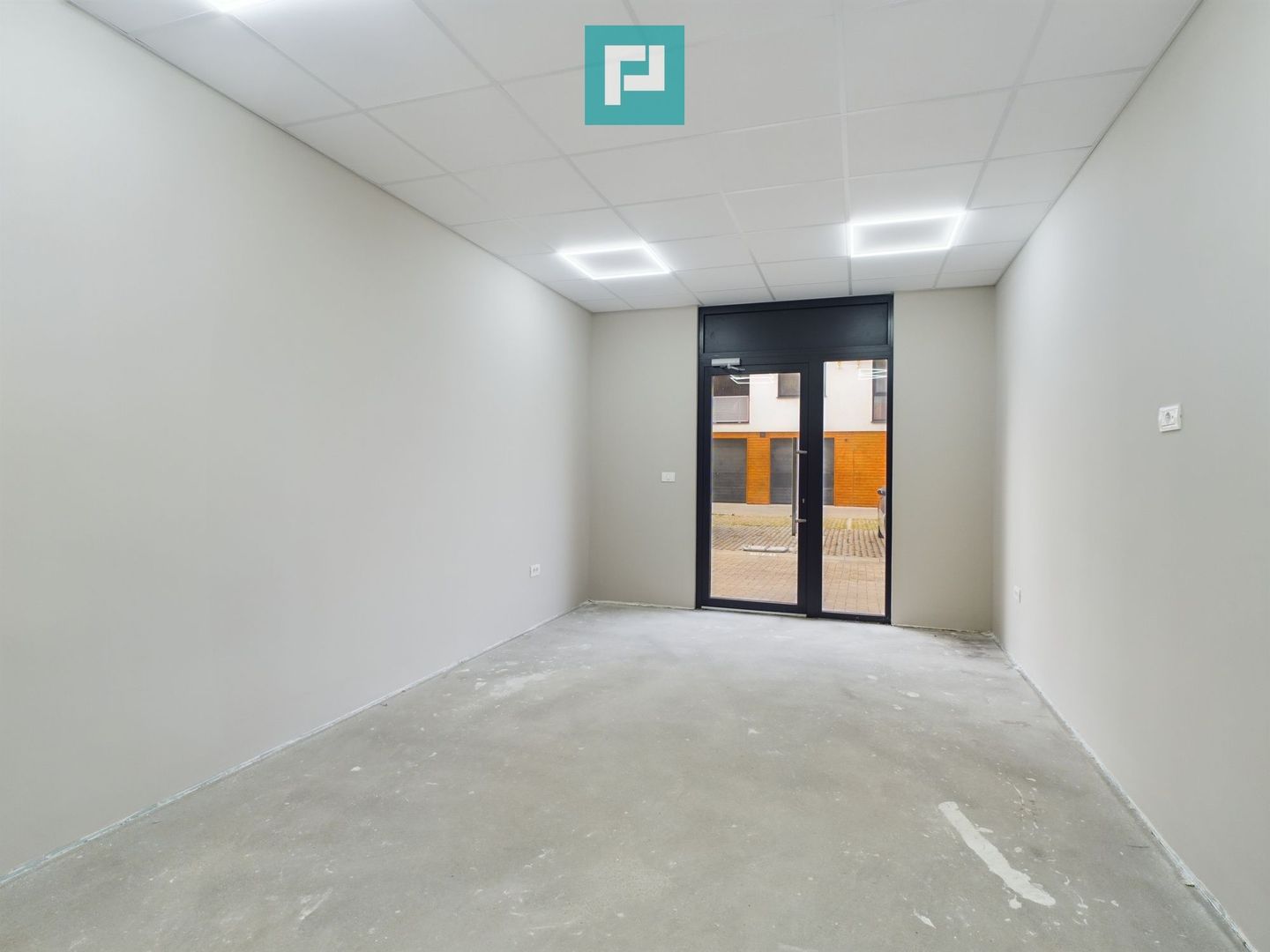 Spatiu comercial 90mp - Poză 5