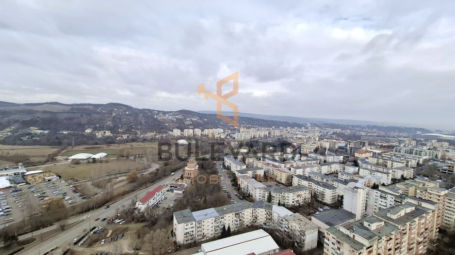 Penthouse 194 mp utili + 4 balcoane, view superb! - Poză 4